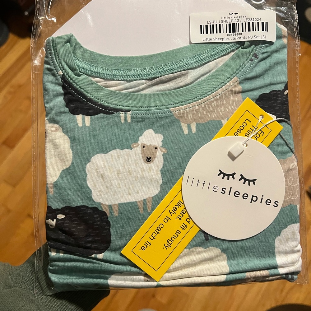 Little Sleepies Green Sheep Pajama Set